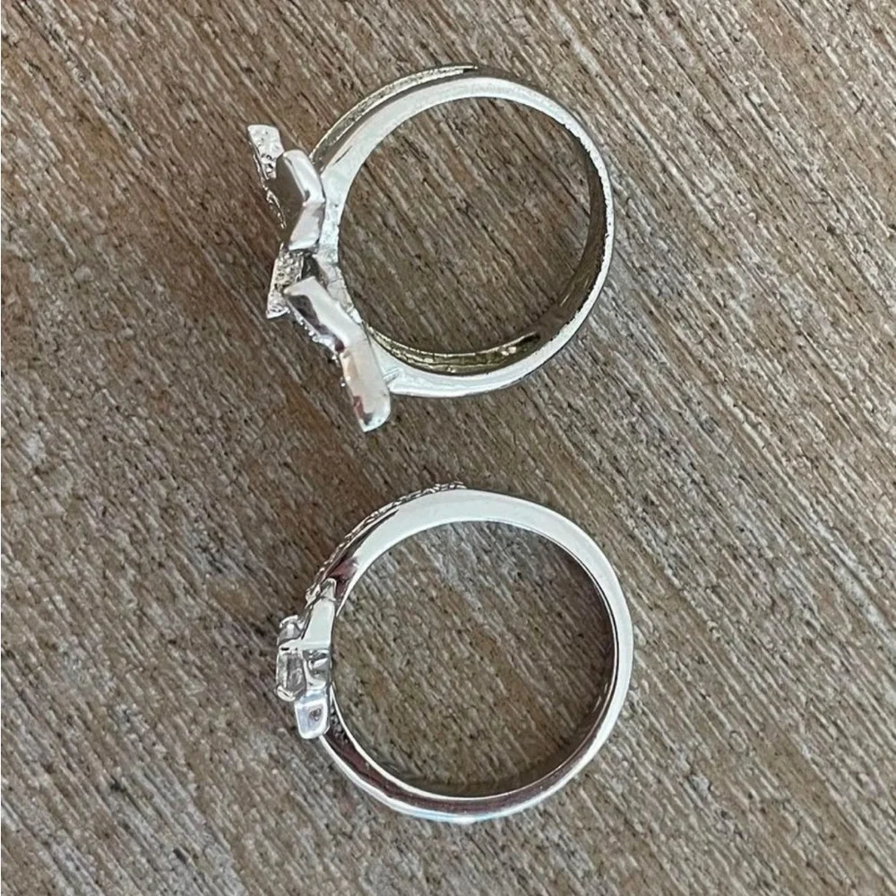 2 Silver Rings - Picture 4 of 6